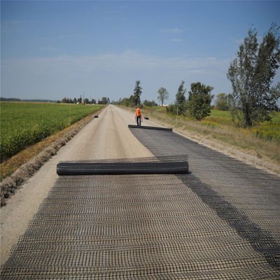 1m Largura de rolo Design asiático PE rede de vedação uniaxial Geogrid para reforço de estrada
