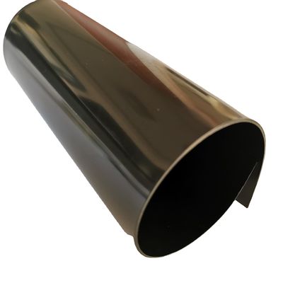 Oferece Geomembrana de HDPE de 2 mm com padrão ASTM GRI-GM13 e suporte técnico on-line