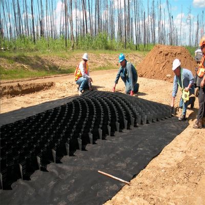 Design tradicional HDPE liso/texturizado geocélula perfurada versátil e prática