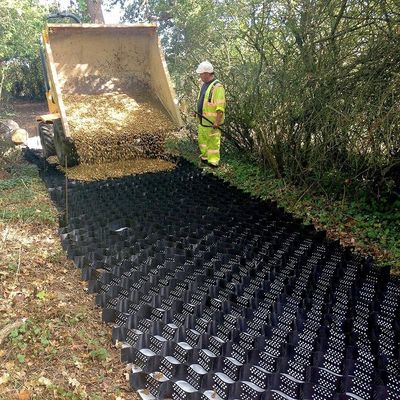 Design tradicional HDPE liso/texturizado geocélula perfurada versátil e prática