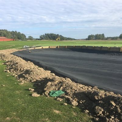 Largura personalizada 100% de HDPE virgem Geomembrana lisa anti-filtração para revestimento de lago de peixe
