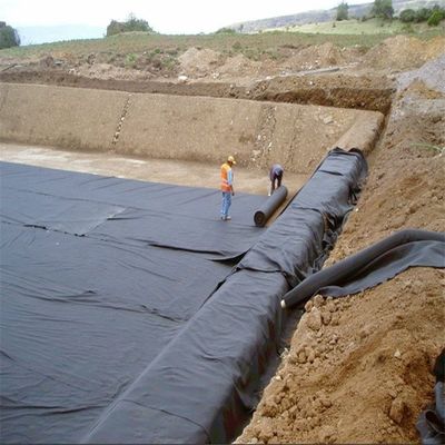 Geomembrana de HDPE para revestimento de barragem Espessura 0,2-4 mm Plástico à prova d'água LDPE/LLDPE/PVC