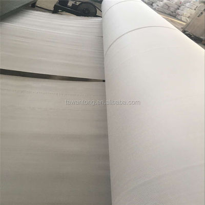 Geotextil tecido de poliéster de alta resistência à tração para construção de estradas