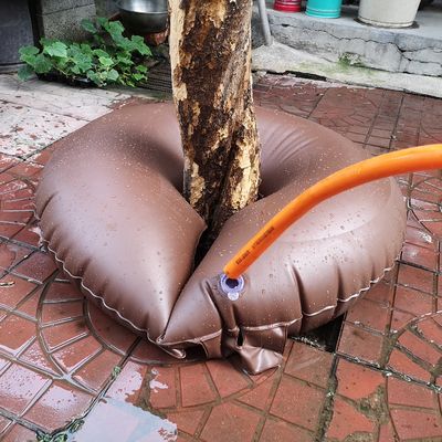 Saco de água para árvores de lançamento lento 15 galões Saco de PVC com cobertura de gatilho de atualização Verde do Exército