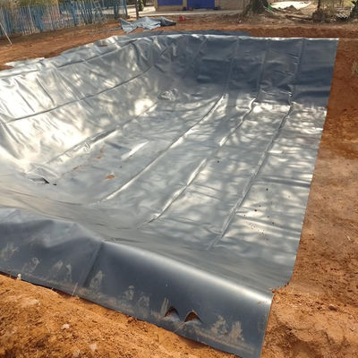 1.0mm HDPE Geomembrane Pond Liner Estilo de Design Contemporâneo Indonésia Piscina de Garrafas