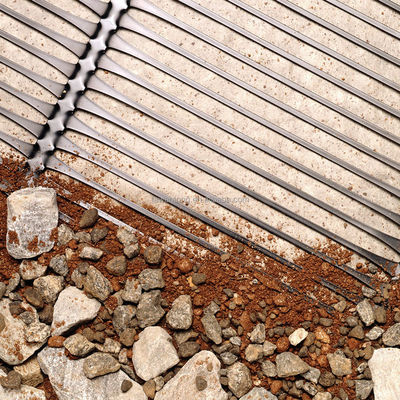 50m Geogrid de plástico para desempenho uniaxial mono-orientado de polipropileno PP HDPE