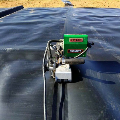 Projecto de lago de peixes da barragem do Quénia Geomembrana de HDPE de 500 microns com padrão GB/ASTM GRI-GM13