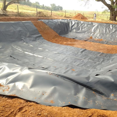 1 mm HDPE Geomembrana Peixe Farm Poço Liner Rolo à prova d'água Matéria-prima 100% virgem HDPE