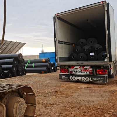 Tanques de criação de peixes de design contemporâneo Geomembrana de HDPE de 0,5 mm com largura de 2m-8m