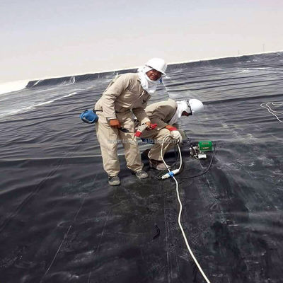 2m-8m Largura HDPE Revestimentos de barragem Revestimentos de geomembrana de 1mm para aquicultura Peixe Venda