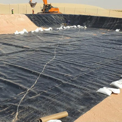 0.4mm espessura Hdpe Geomembrane Fish Farm Liner para a construção de piscinas contemporâneas