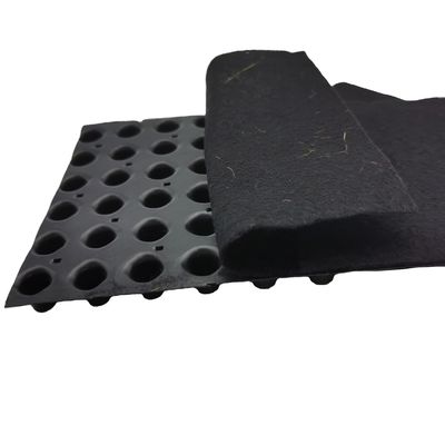Tabuleiro de drenagem de buracos de tecto superior de HDPE com geotextil de 8 mm-60 mm de altura