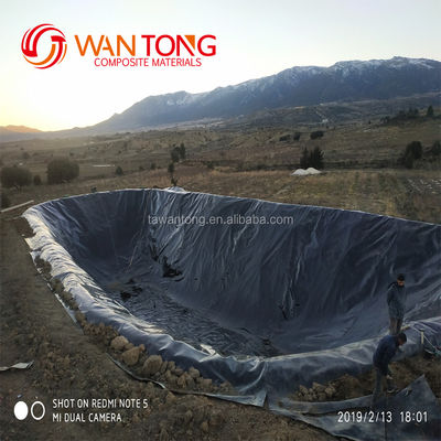 Geomembrana de HDPE preto de 2 mm de estilo de design chinês com certificação CE e ISO