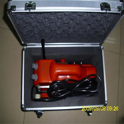 Soldador de membrana de HDPE vermelho-negro de 0,85kW e versátil para soldagem de geomembranas de plástico