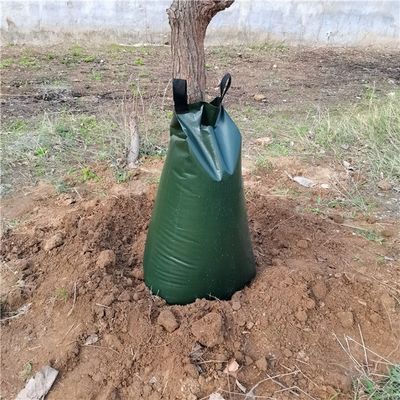 Saco de água de gotejamento de libertação lenta de 75L para árvores e arbustos