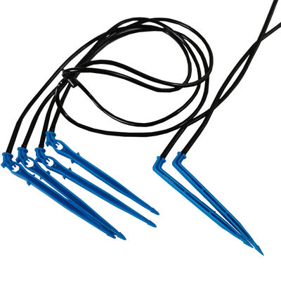 Sistema de irrigação agrícola durável de 4L/8L 2 Pegs com tubos de PVC de gotejamento preto