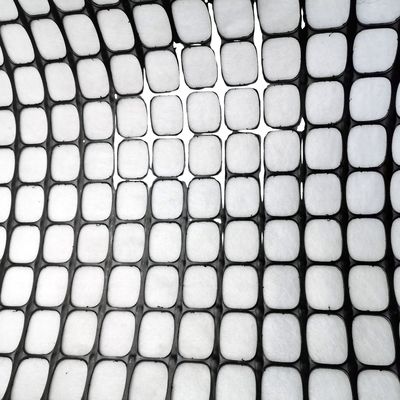 Estrada de plástico PP Bi-axial Geogrid 40/40kn Geotextil não tecido composto para reforço de estradas