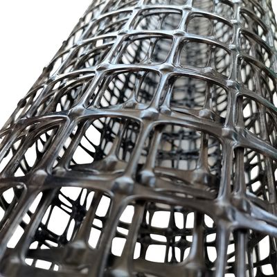 Instalação no local Alta resistência 30kN/m PP Biassal Geogrid para estabilização da estrada