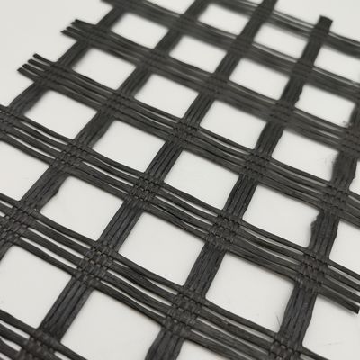 100KN/M Resistência à tração Grelha geográfica de poliéster uniaxial biaxial para paredes de apoio